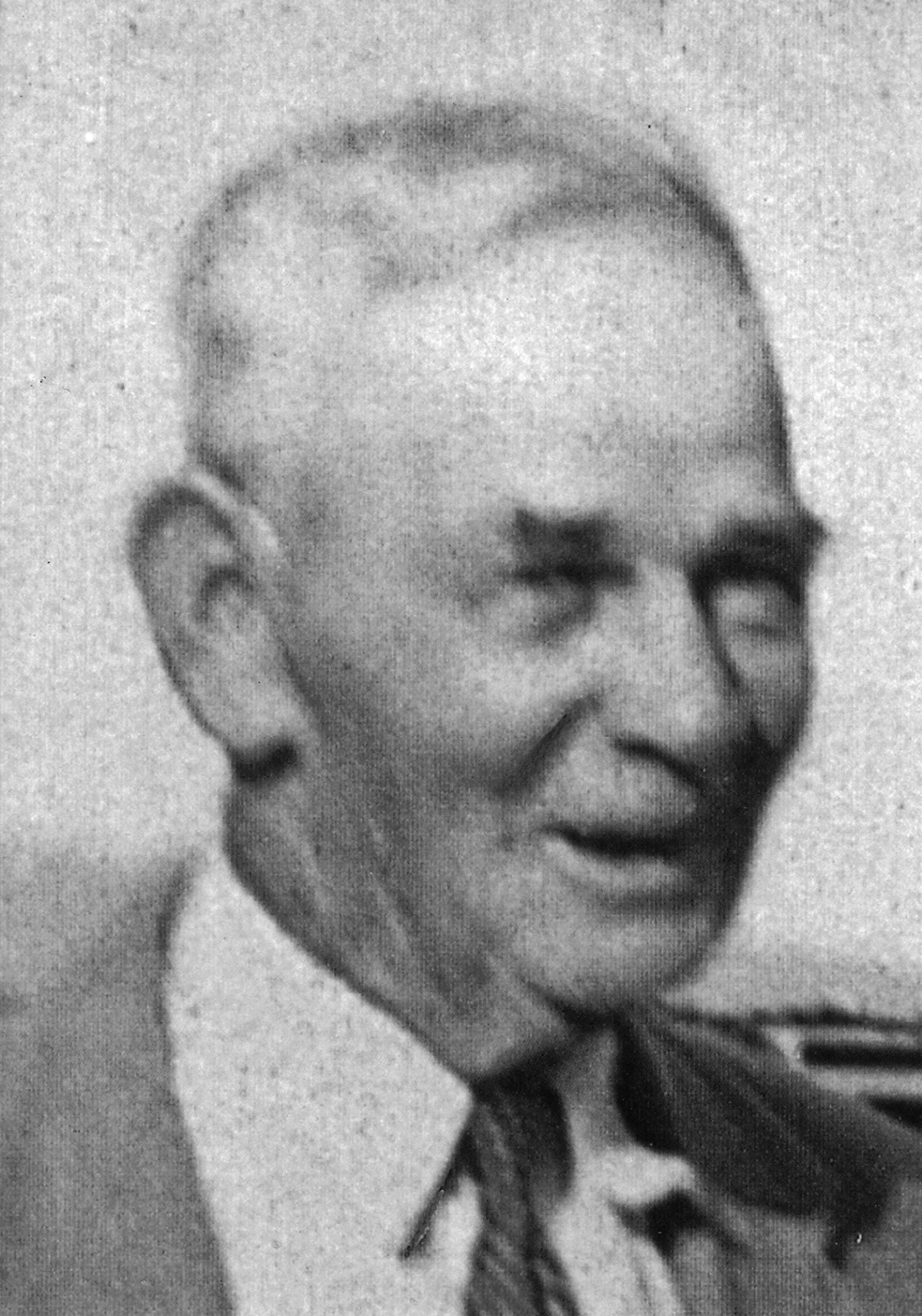Photo of photos/Roderick Duncan McLennan 1888-1966 portrait